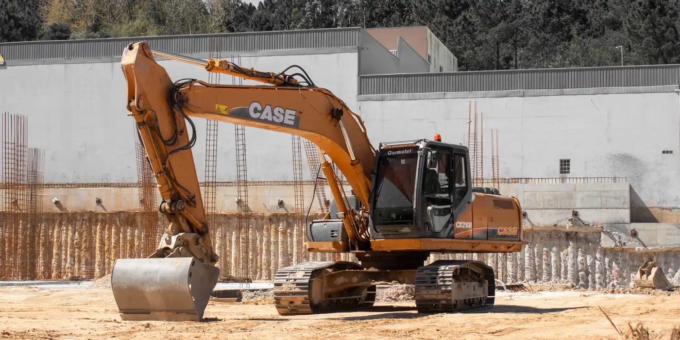 Excavation skid steer working on a job site in Chicago